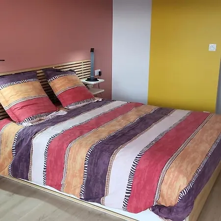 La Boite A Coucou, Pour 6 Personnes, Avec Jardin , Vue Mer, A 400 M De La Pors Mabo *