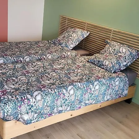 La Boite A Coucou, Pour 6 Personnes, Avec Jardin , Vue Mer, A 400 M De La Pors Mabo *
