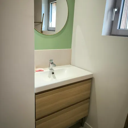 Apartament La Boite A Coucou, Pour 6 Personnes, Avec Jardin , Vue Mer, A 400 M De La Pors Mabo *